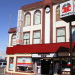 須坂駅前の平安堂(書店)2F~3Fに須坂センターはあります。駅から歩いて1分です。